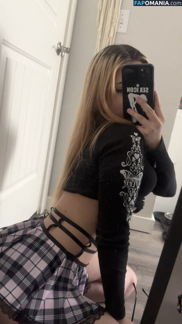 Izzy Rivas / imlizarey / izz1.r Nud OnlyFans  Fotografie scursă #16