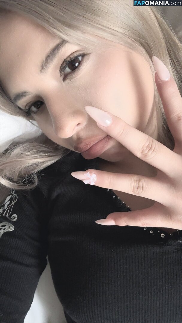 Izzy Rivas / imlizarey / izz1.r Nud OnlyFans  Fotografie scursă #17
