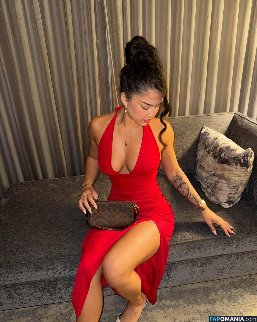 _izzyflannery_ / https: Nud OnlyFans  Fotografie scursă #10