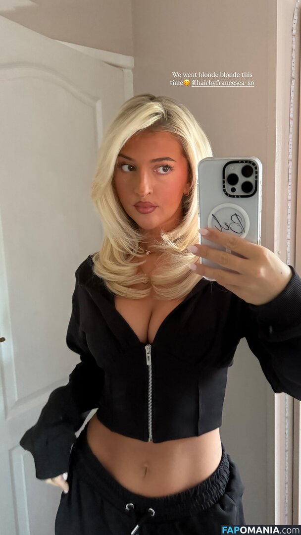 Isabel Taffs / IzzyTaffs / isabel_taffs / isabeltaffs Nud OnlyFans  Fotografie scursă #9