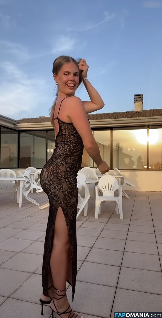 Jelle Karbstein / Jellefeline / jelenajensen Nud OnlyFans  Fotografie scursă #176