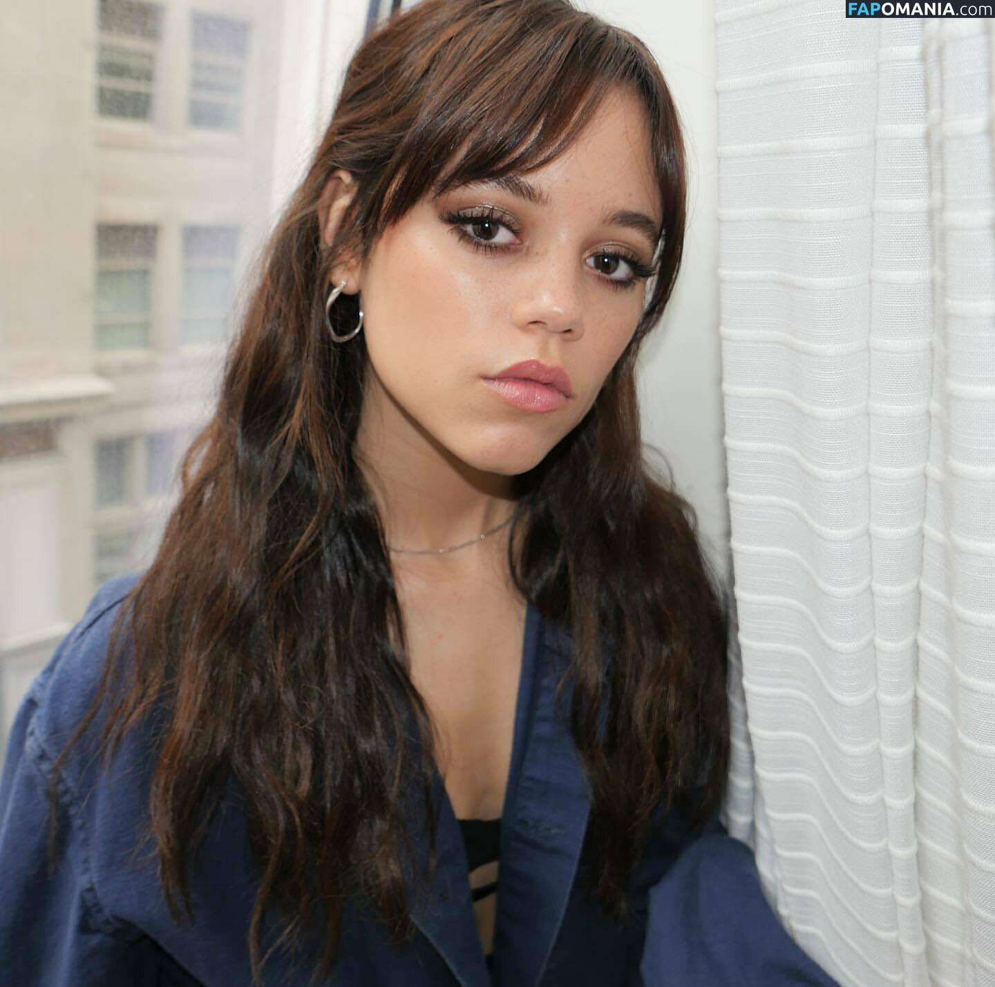 Jenna Ortega / Page / jennaortega Nud OnlyFans  Fotografie scursă #86