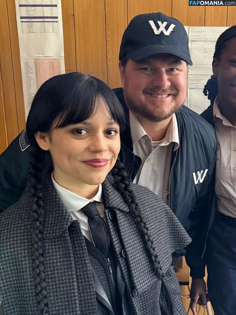 Jenna Ortega / Page / jennaortega Nud OnlyFans  Fotografie scursă #1689