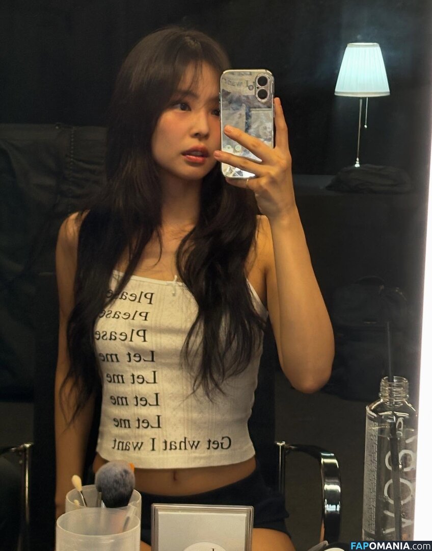 Blackpink / Jennie | BLΛƆKPIИK / jennierubyjane / sheflieshigh Nud OnlyFans  Fotografie scursă #408