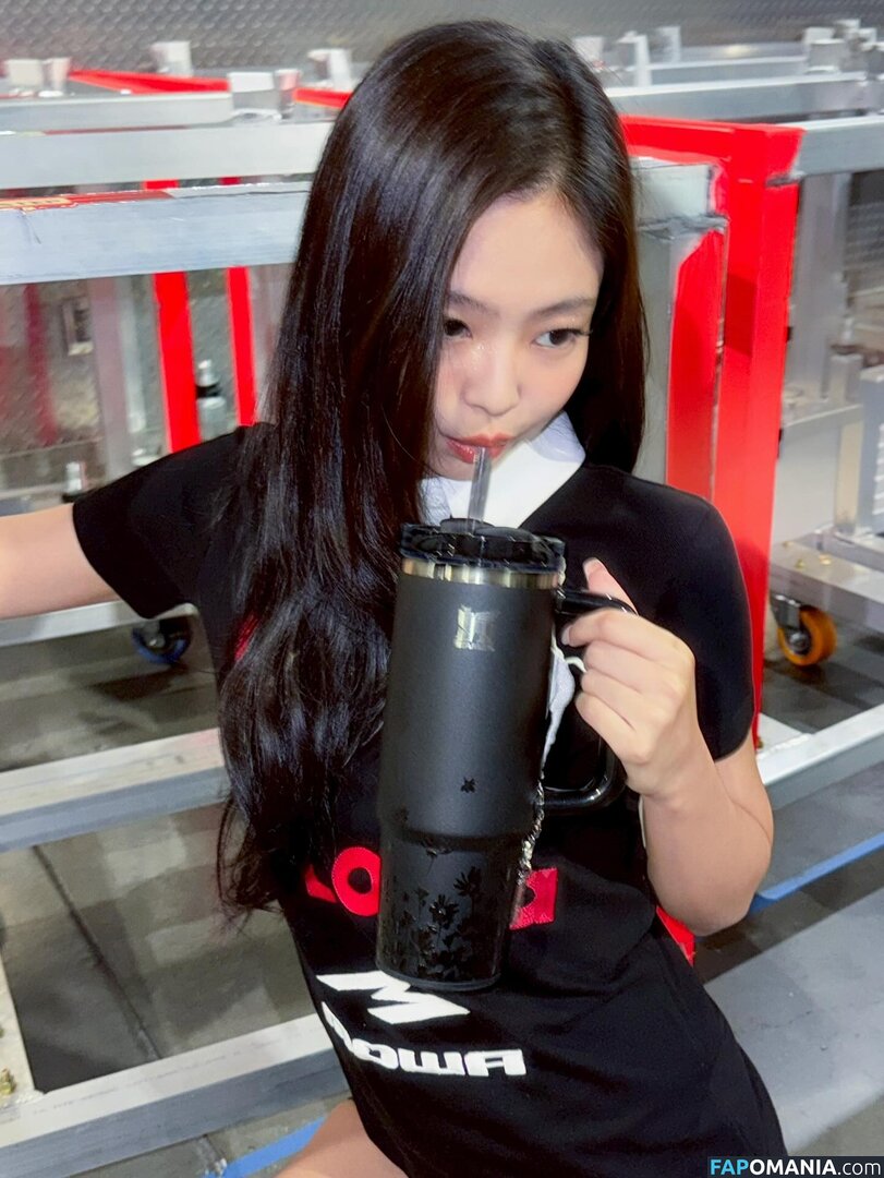 Blackpink / Jennie | BLΛƆKPIИK / jennierubyjane / sheflieshigh Nud OnlyFans  Fotografie scursă #440