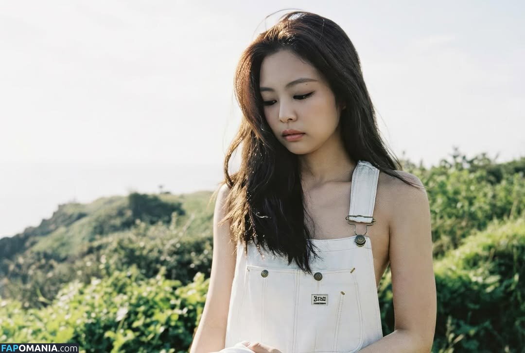 Blackpink / Jennie | BLΛƆKPIИK / jennierubyjane / sheflieshigh Nud OnlyFans  Fotografie scursă #489