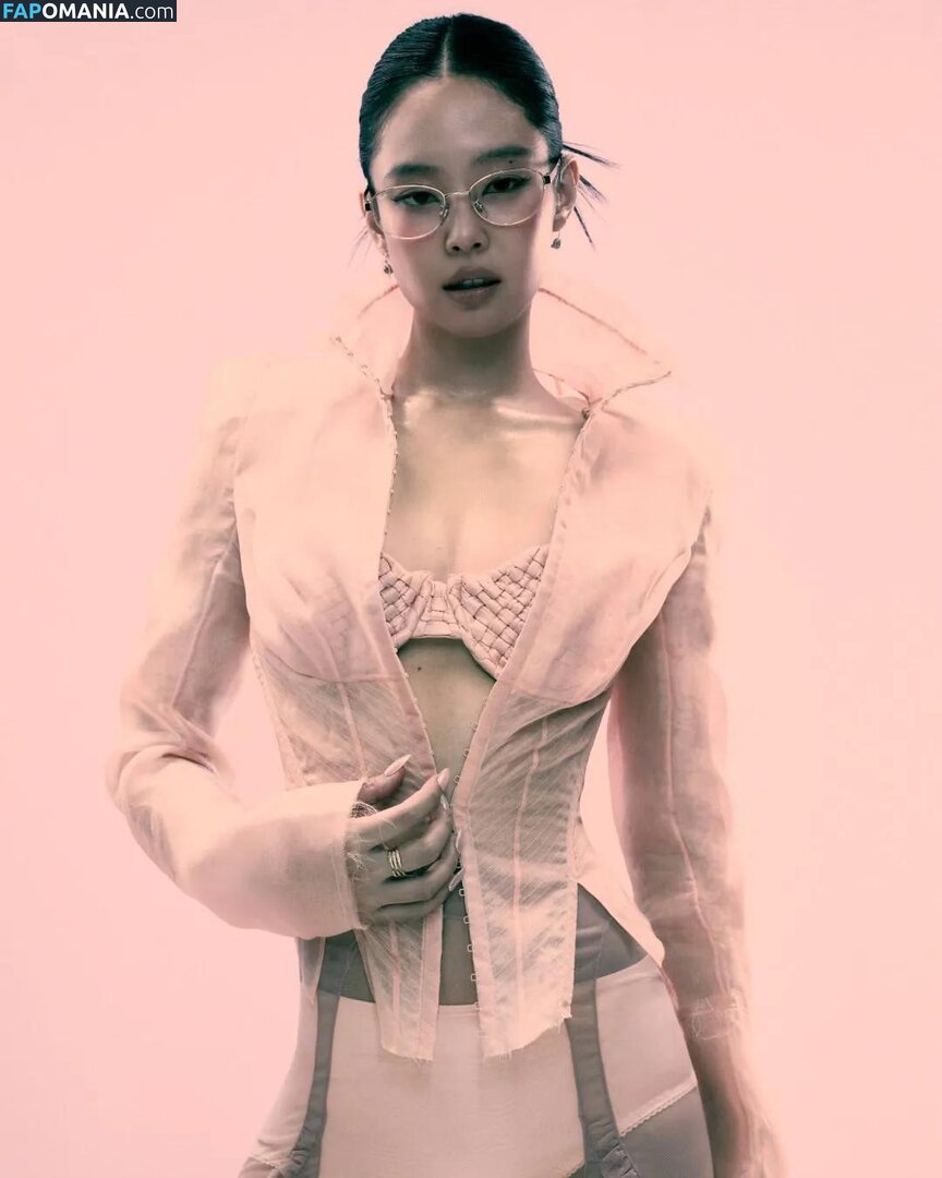 Blackpink / Jennie | BLΛƆKPIИK / jennierubyjane / sheflieshigh Nud OnlyFans  Fotografie scursă #512