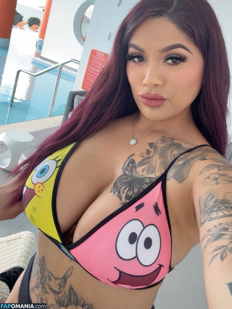 Jessica Elliott / Jessica Estrada / https: / jesslilyelliott / pinky_von_tease / pinkyvont Nud OnlyFans  Fotografie scursă #11
