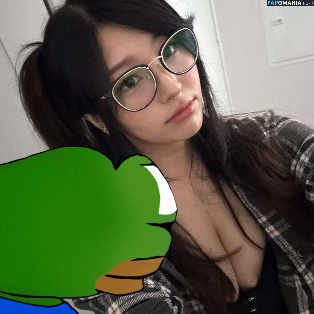 AGirlAndAGame / Jessica / h.yojeong / jessicahkim / jessicanigri Nud OnlyFans  Fotografie scursă #43