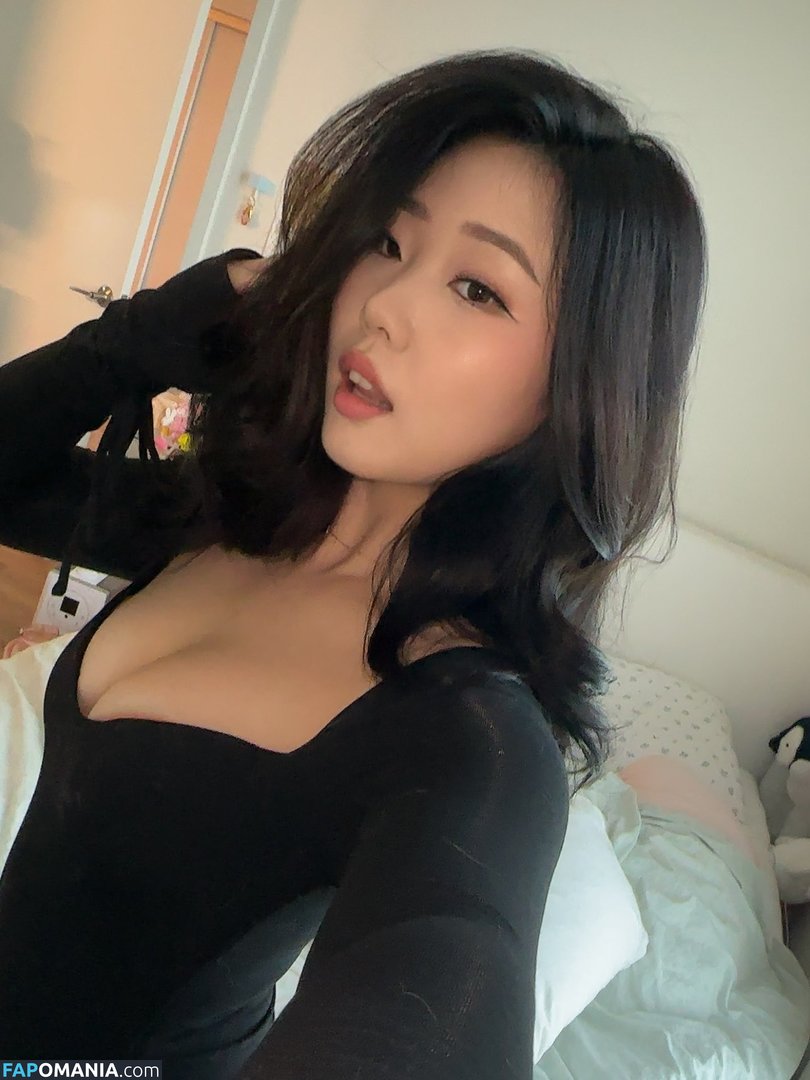 AGirlAndAGame / Jessica / h.yojeong / jessicahkim / jessicanigri Nud OnlyFans  Fotografie scursă #124