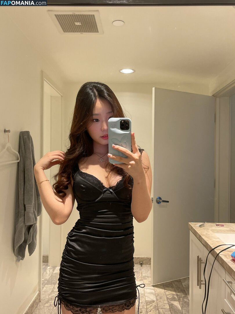 AGirlAndAGame / Jessica / h.yojeong / jessicahkim / jessicanigri Nud OnlyFans  Fotografie scursă #186