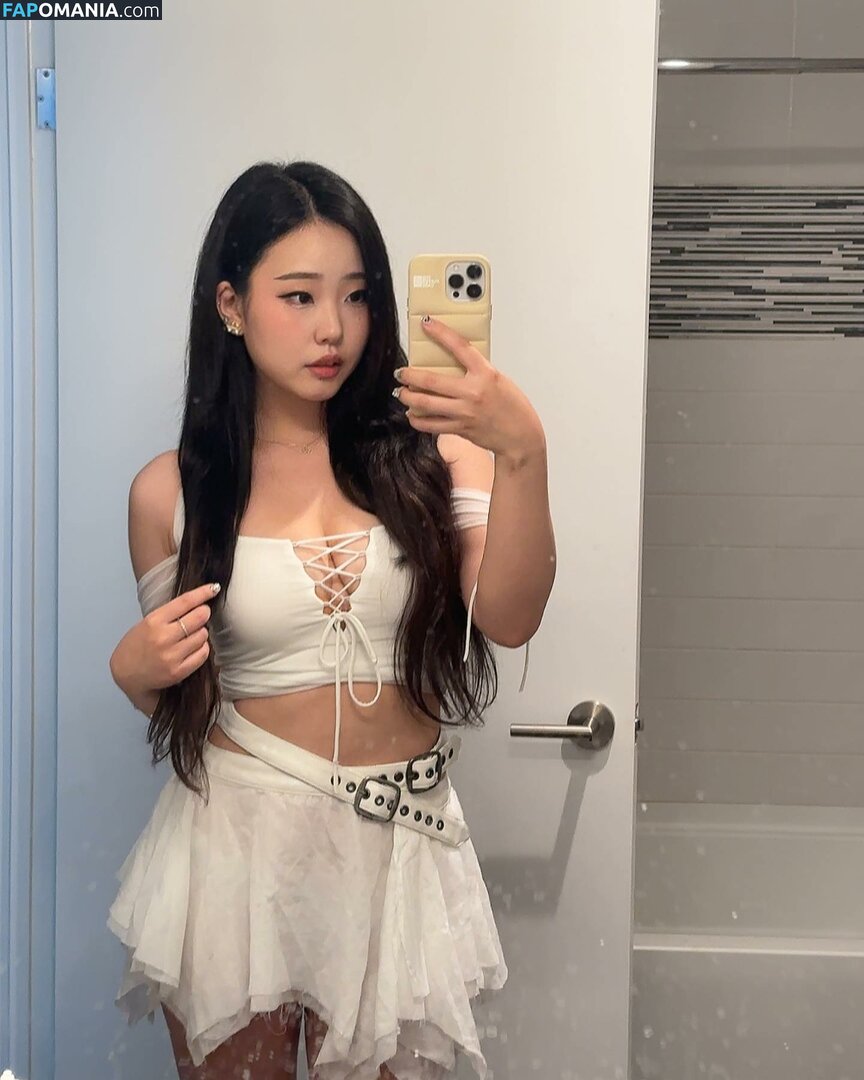 AGirlAndAGame / Jessica / h.yojeong / jessicahkim / jessicanigri Nud OnlyFans  Fotografie scursă #192