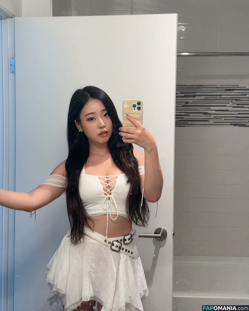 AGirlAndAGame / Jessica / h.yojeong / jessicahkim / jessicanigri Nud OnlyFans  Fotografie scursă #194