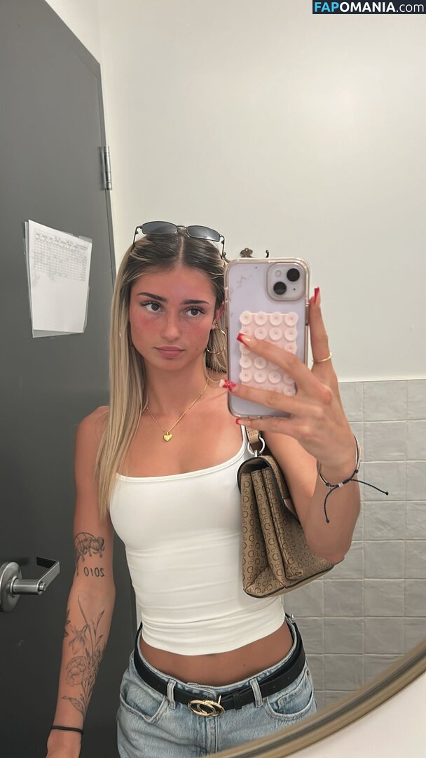 https: / jessicalovelyy / jessicalovelyy_ / jessiclovelyy Nud OnlyFans  Fotografie scursă #3