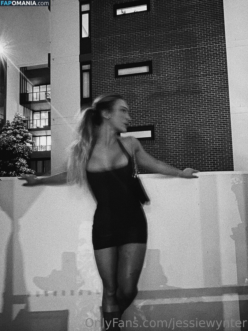 Jessie Renée Wynter / jessiereneewynter / jessiereneewynterr Nud OnlyFans  Fotografie scursă #29