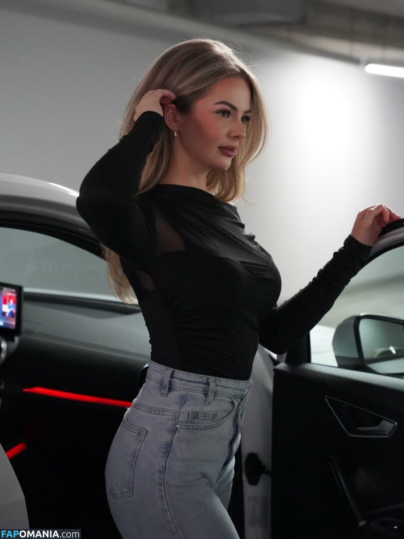 Jill van Hoof / jillgt_jillvanhoof / jillvanhoofx / jillvanhoofxx / jillx / 𝐽𝑖𝑙𝑙 𝑣𝑎𝑛 𝐻𝑜𝑜𝑓 Nud OnlyFans  Fotografie scursă #12