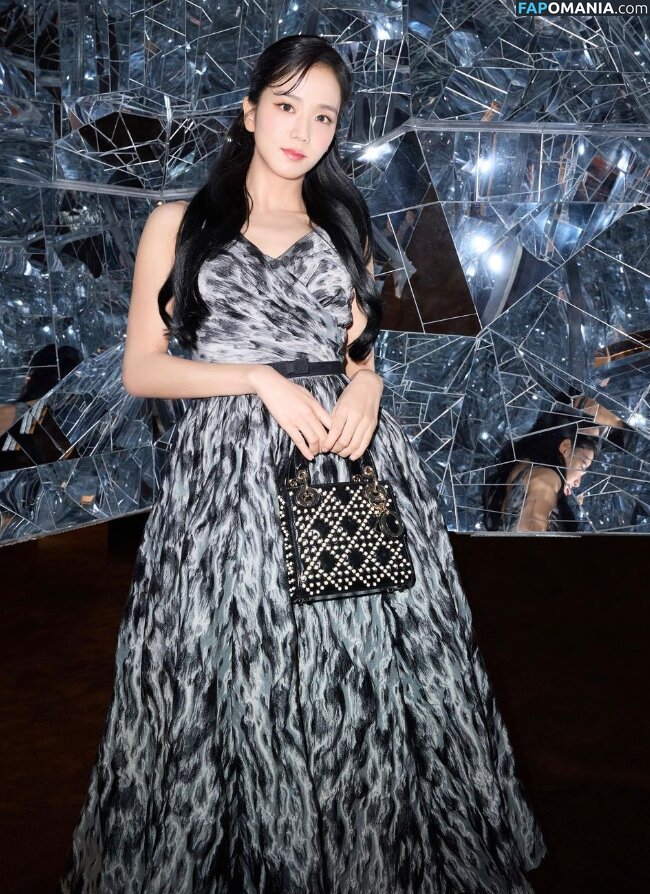 BLACKPINK / Jisoo / qenshizu / sooyaaa__ Nud OnlyFans  Fotografie scursă #96