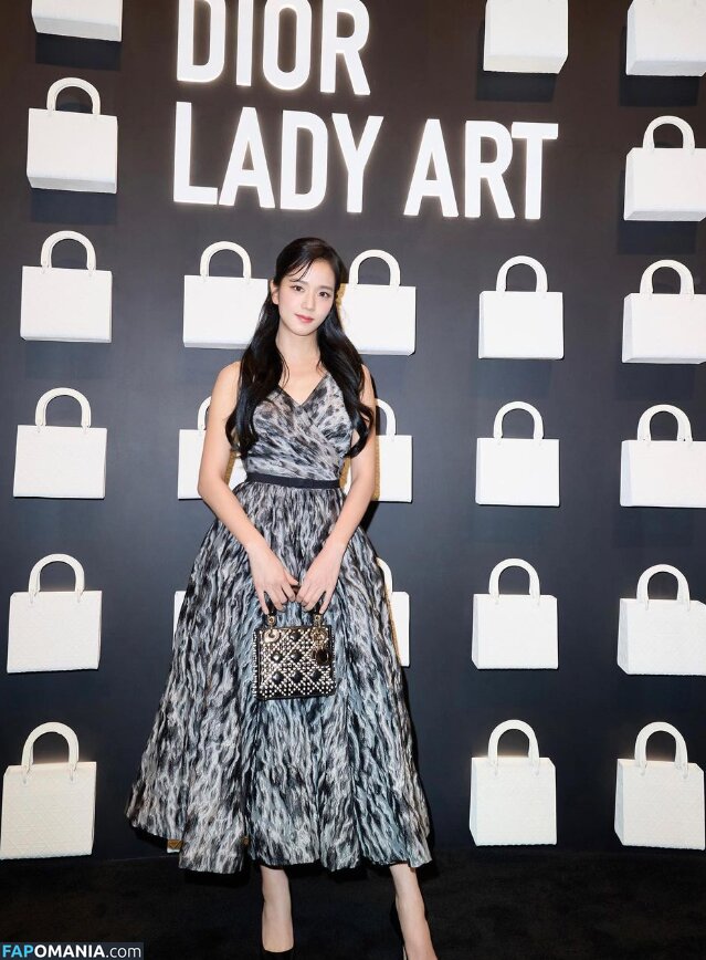 BLACKPINK / Jisoo / qenshizu / sooyaaa__ Nud OnlyFans  Fotografie scursă #97