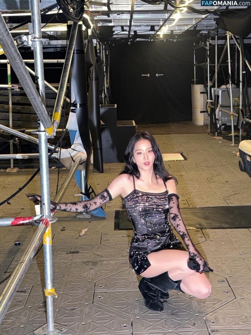 BLACKPINK / Jisoo / qenshizu / sooyaaa__ Nud OnlyFans  Fotografie scursă #597