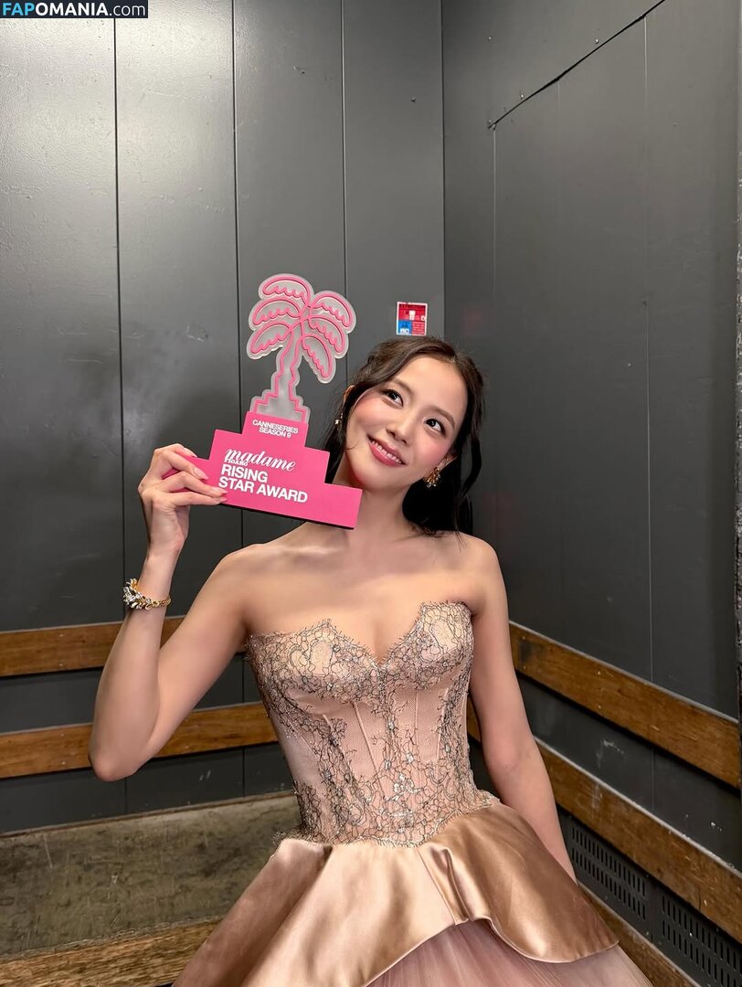 BLACKPINK / Jisoo / qenshizu / sooyaaa__ Nud OnlyFans  Fotografie scursă #621