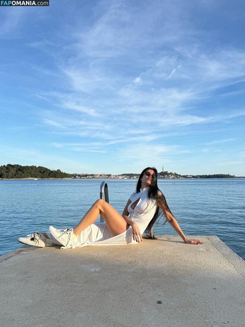 Jovana Djordjevic / callmelolita Nud OnlyFans  Fotografie scursă #3