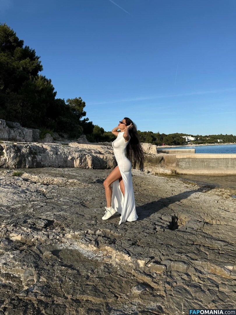 Jovana Djordjevic / callmelolita Nud OnlyFans  Fotografie scursă #8