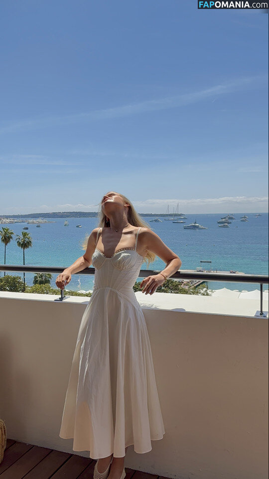 Jule Jensen Nud OnlyFans  Fotografie scursă #3