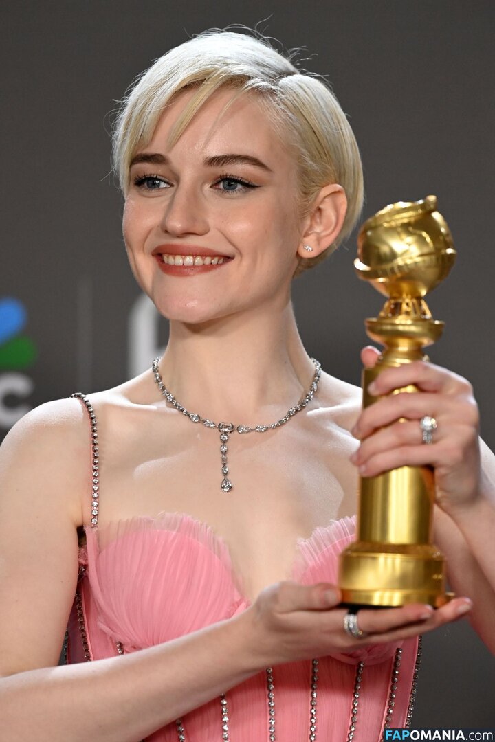 Julia Garner / juliagarnerofficial / ztyg_29 Nud OnlyFans  Fotografie scursă #1