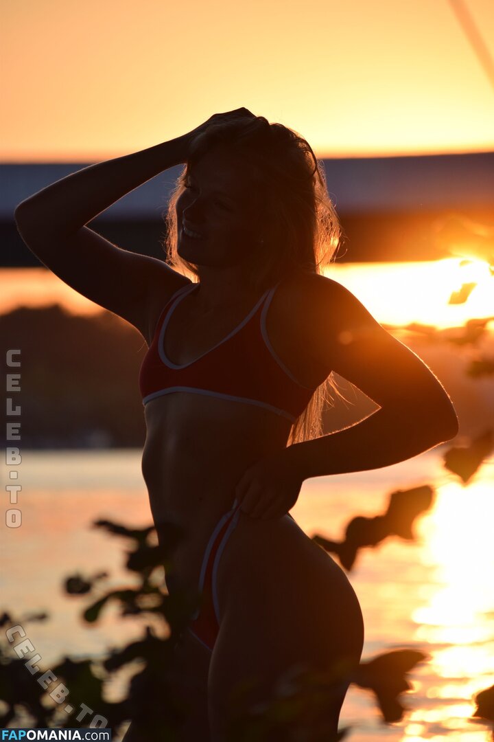 Julia Haas / julia__haas Nud OnlyFans  Fotografie scursă #1