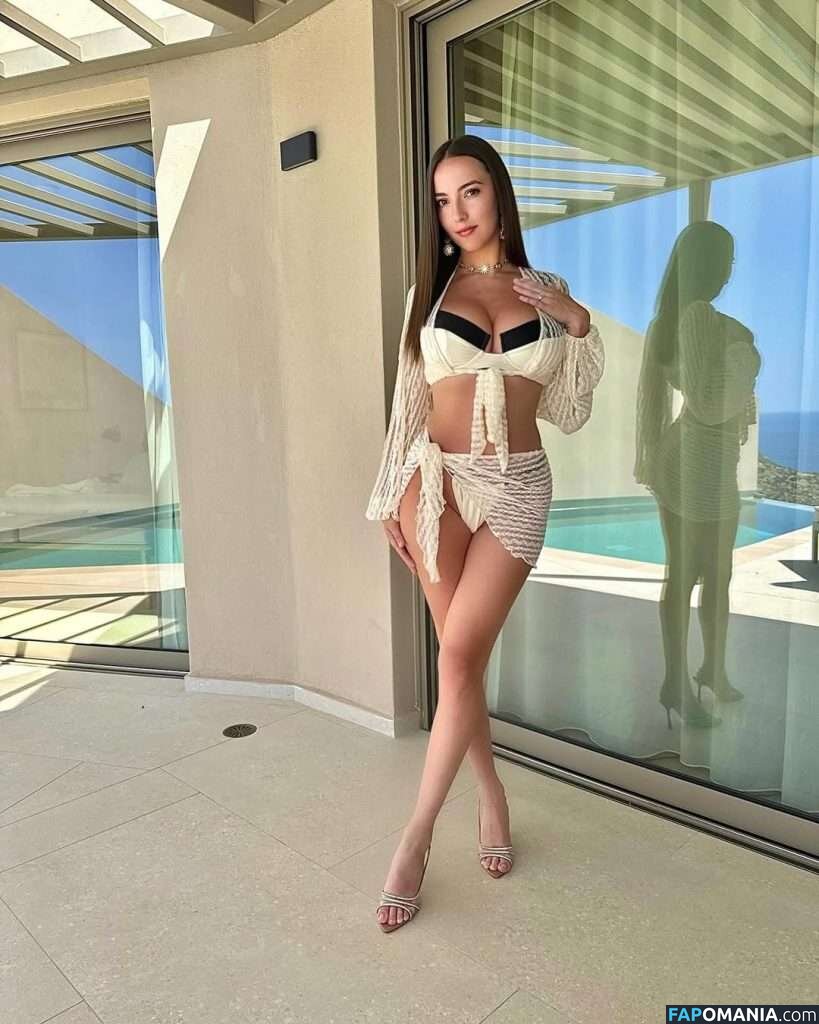 julia_lyn Nud OnlyFans  Fotografie scursă #1