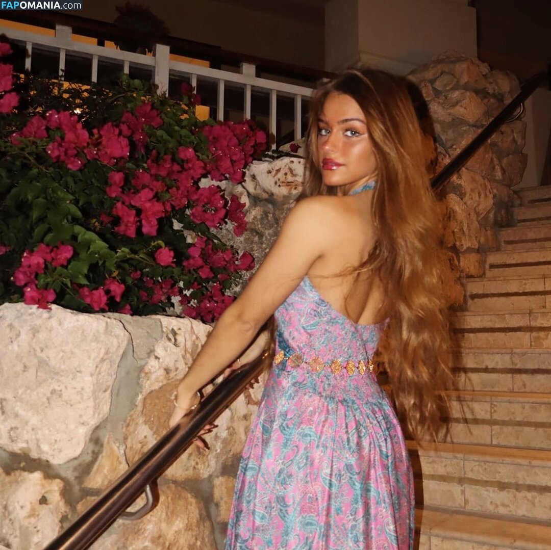 Julia Molinari / Jumo / juliahmolinari / ludmiimolinari Nud OnlyFans  Fotografie scursă #20