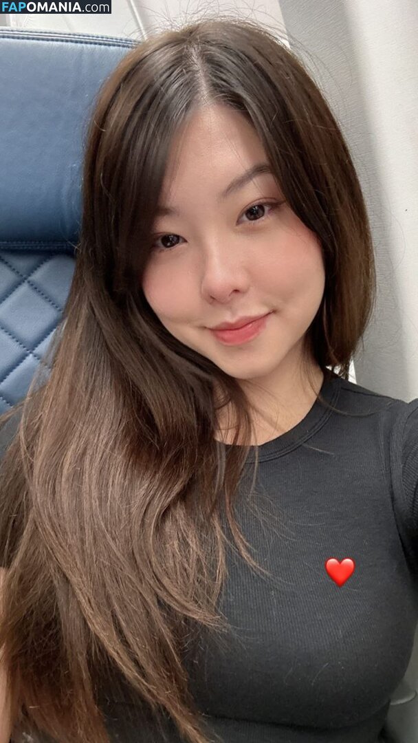 Júlia Nakamura / Mayumi / jumayumin1 Nud OnlyFans  Fotografie scursă #2