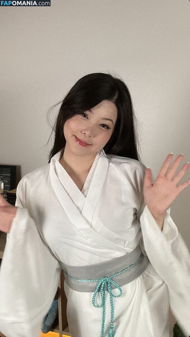 Júlia Nakamura / Mayumi / jumayumin1 Nud OnlyFans  Fotografie scursă #5