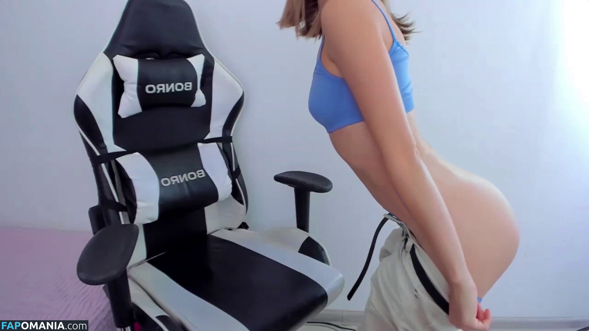 janicecarons / julia_dreams.co / juliadreamsi / juliawoodis / lisamerrins Nud OnlyFans  Fotografie scursă #1