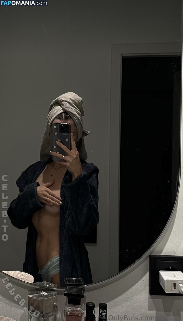 juliagly / juliagly_ Nud OnlyFans  Fotografie scursă #6