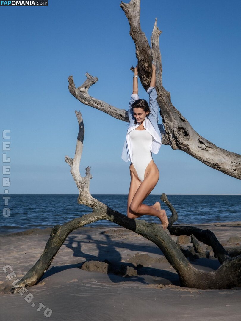 Julianne Steege / julianne.steege Nud OnlyFans  Fotografie scursă #5