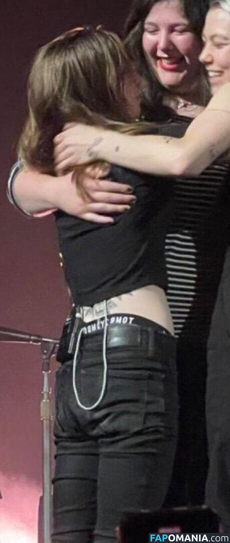 Julien Baker / julienrbaker Nud OnlyFans  Fotografie scursă #4