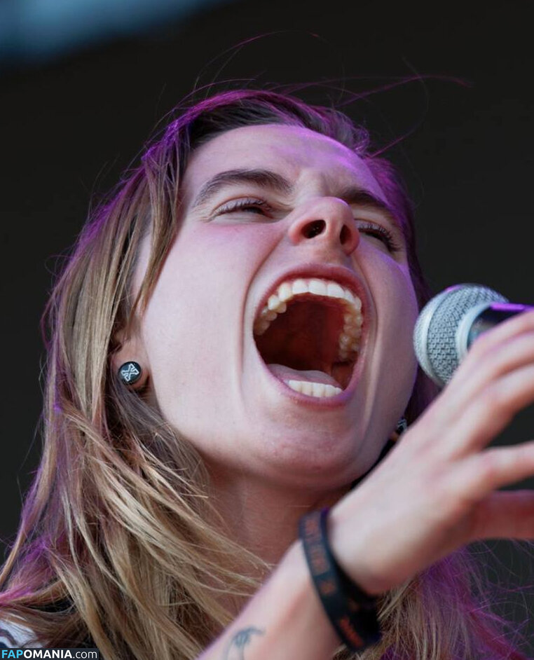 Julien Baker / julienrbaker Nud OnlyFans  Fotografie scursă #6