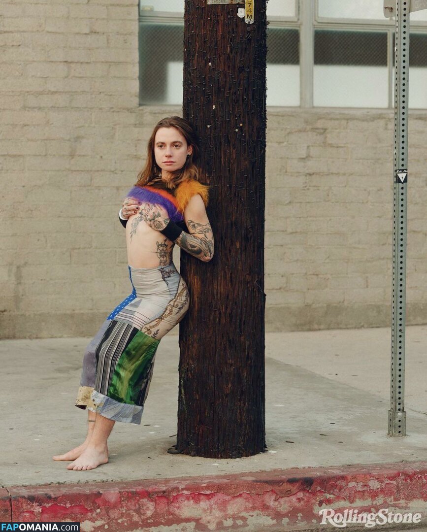 Julien Baker / julienrbaker Nud OnlyFans  Fotografie scursă #8
