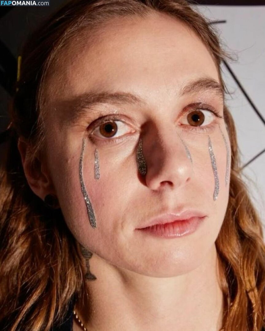 Julien Baker / julienrbaker Nud OnlyFans  Fotografie scursă #12
