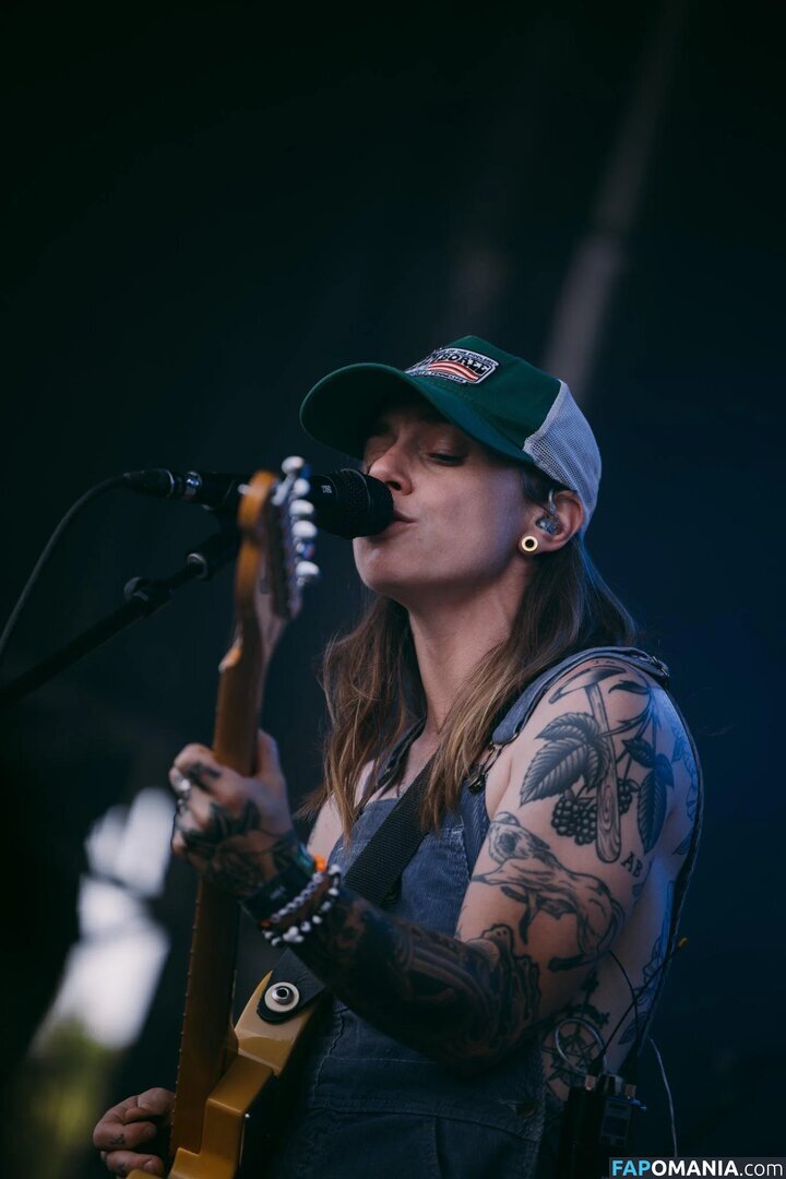 Julien Baker / julienrbaker Nud OnlyFans  Fotografie scursă #25