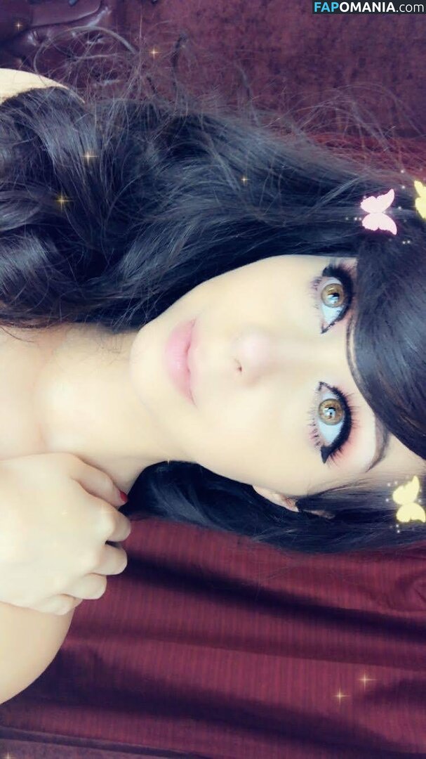 June Nicole Lapine / https: / shoe0nhead Nud OnlyFans  Fotografie scursă #8