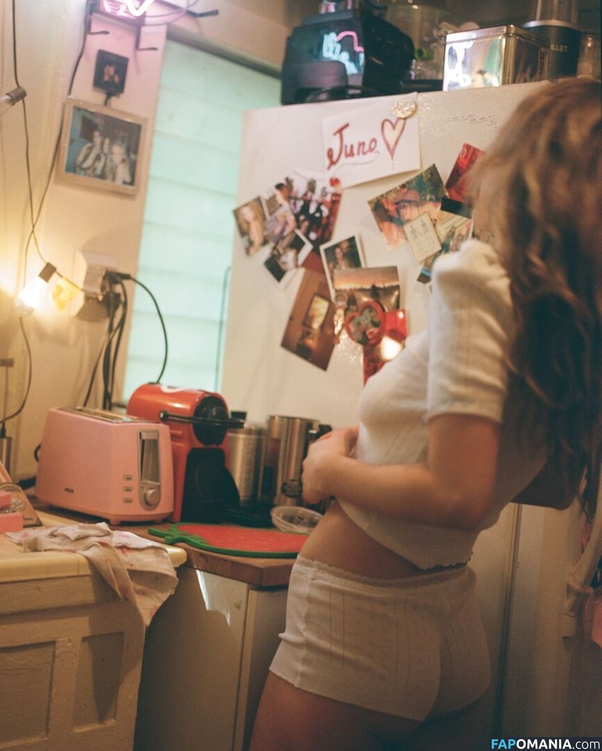 Juno Temple / junotemple Nud OnlyFans  Fotografie scursă #16