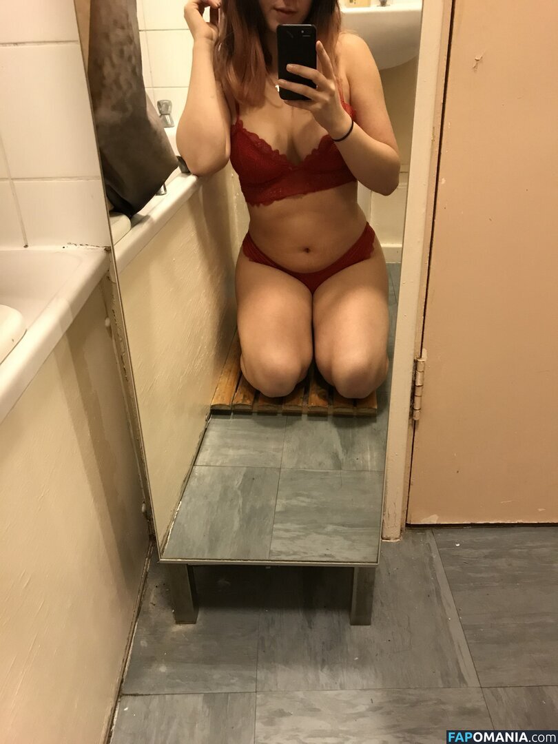 jupiter / mama_watchi / yaprax96 Nud OnlyFans  Fotografie scursă #8