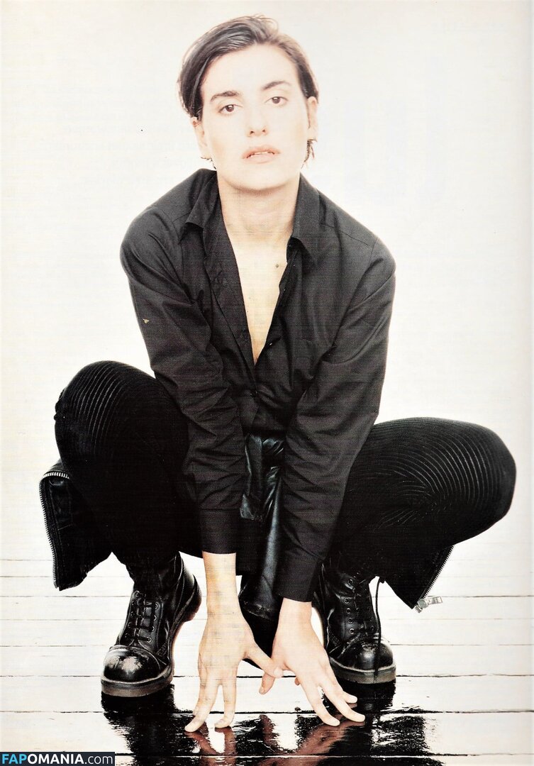 Justine Frischmann Nud OnlyFans  Fotografie scursă #2