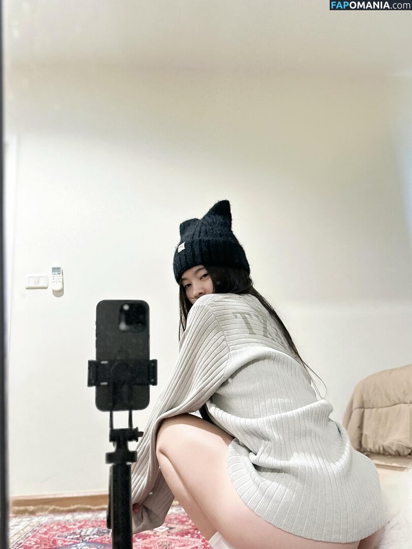 Beam_99s / Jutarat_99s Nud OnlyFans  Fotografie scursă #14