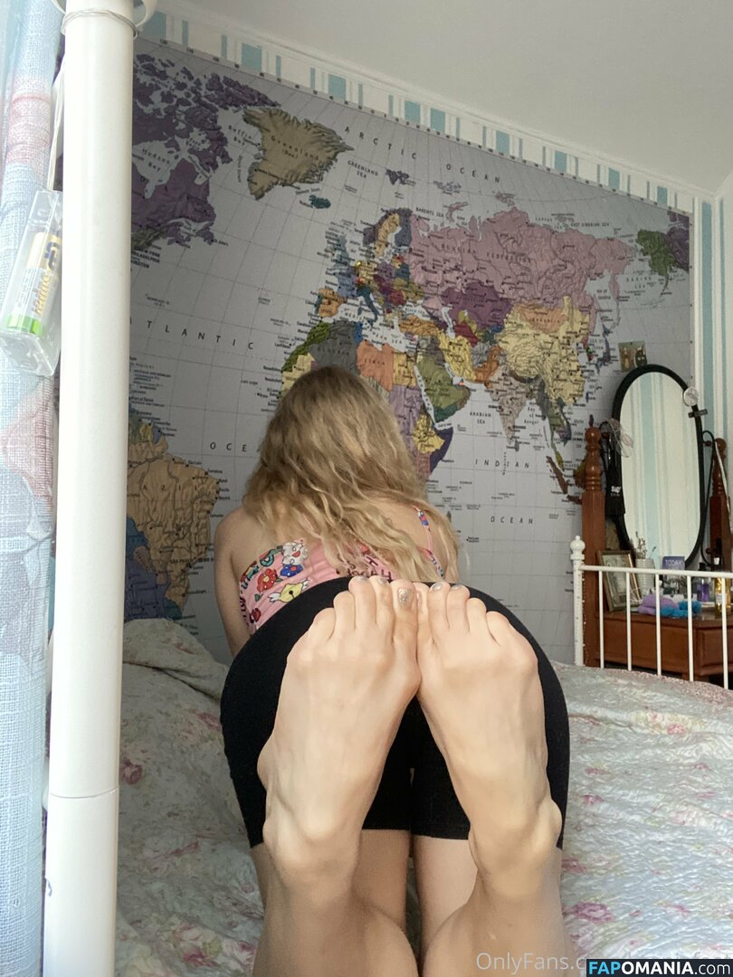 k.flexiblefeet / kseniafeet Nud OnlyFans  Fotografie scursă #293