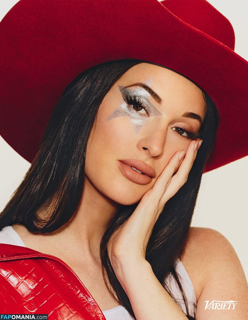 Kacey Musgraves / heavenlyyhazel / spaceykacey Nud OnlyFans  Fotografie scursă #10