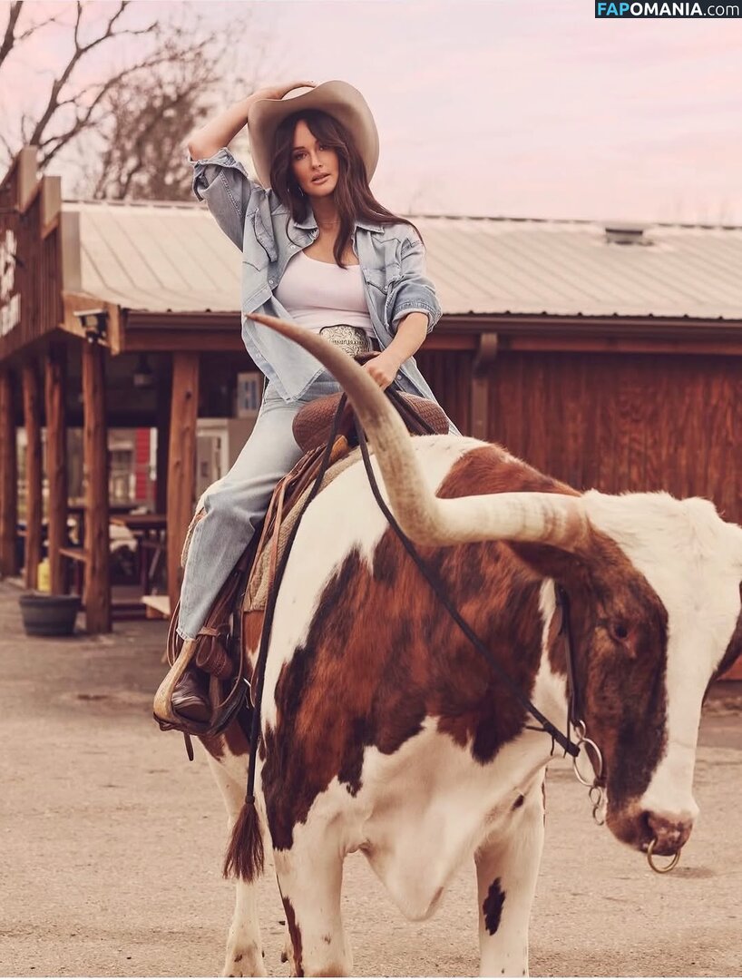 Kacey Musgraves / heavenlyyhazel / spaceykacey Nud OnlyFans  Fotografie scursă #20