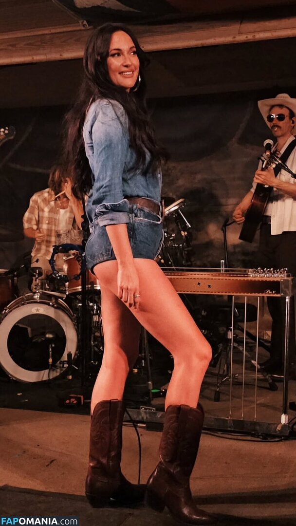 Kacey Musgraves / heavenlyyhazel / spaceykacey Nud OnlyFans  Fotografie scursă #26
